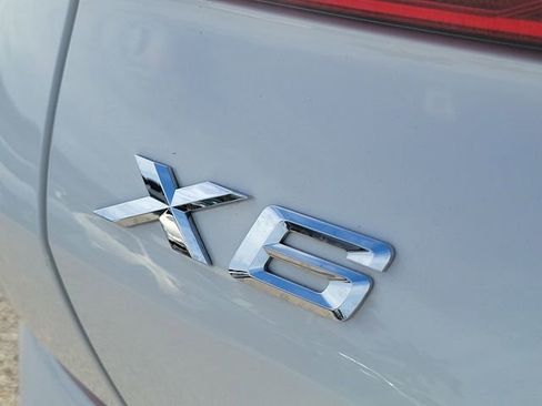 Used 2021 BMW X6 sDrive40i w/ M Sport Package image 9