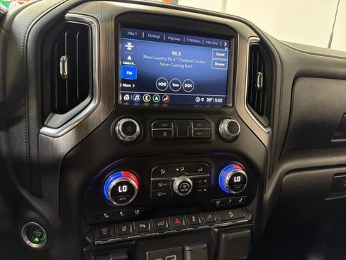 Used 2022 GMC Sierra 2500 Denali image 19