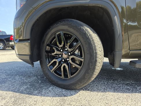 Used 2023 GMC Sierra 1500 Elevation w/ X31 Off-Road Package AWD/4WD image 42