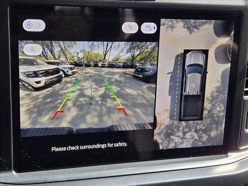 New 2026 Ford F250 Lariat w/ FX4 Off-Road Package image 13