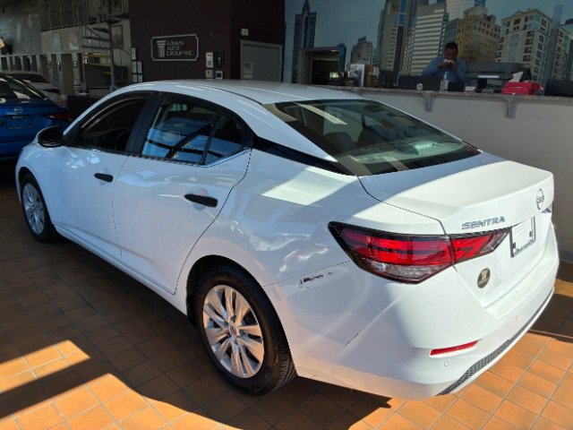 Used 2024 Nissan Sentra S FWD image 5