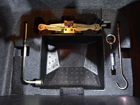 Used 2004 Honda S2000 image 37