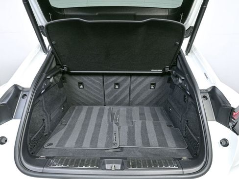 Certified 2024 Porsche Macan 4 Electric AWD/4WD image 30