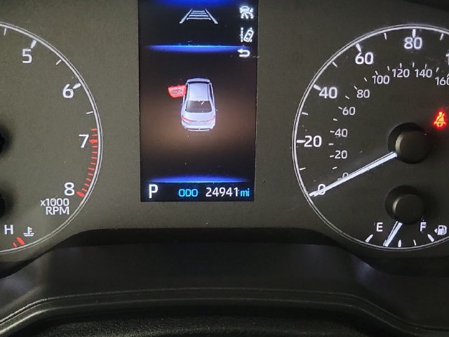Used 2024 Toyota Corolla LE FWD image 2