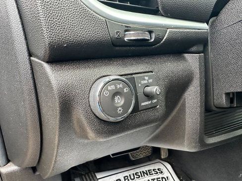 Used 2014 Chevrolet Traverse LT AWD/4WD image 17