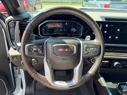 Used 2022 GMC Sierra 1500 SLT AWD/4WD image 12