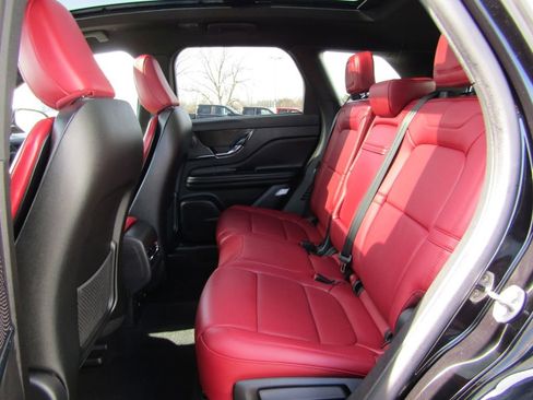 Used 2025 Lincoln Corsair Grand Touring w/ Equipment Group 301A AWD/4WD image 20