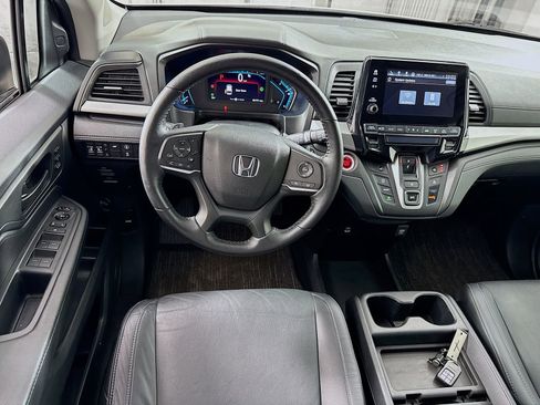Used 2021 Honda Odyssey EX-L image 16