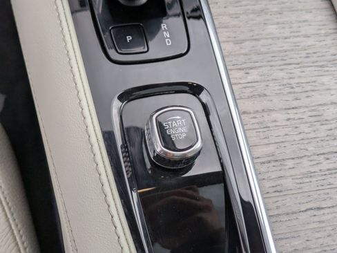 Used 2023 Volvo XC90 T8 Plus w/ Protection Package Premier image 19