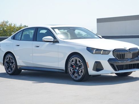 New 2027 BMW 530i xDrive AWD/4WD image 3