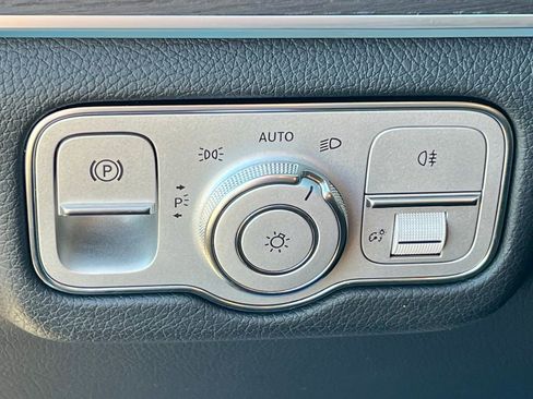 Certified 2022 Mercedes-Benz GLS 450 4MATIC image 40