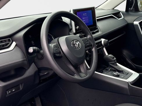 Used 2024 Toyota RAV4 LE image 19