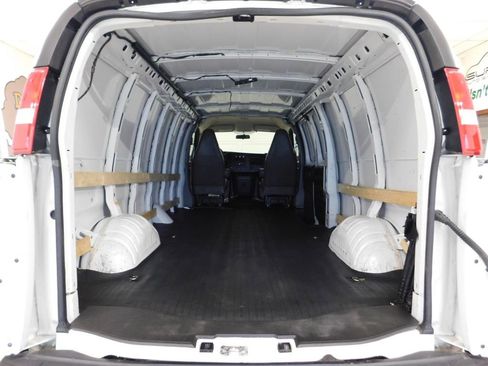 Used 2023 Chevrolet Express 3500 Extended w/ Driver Convenience Package RWD image 51