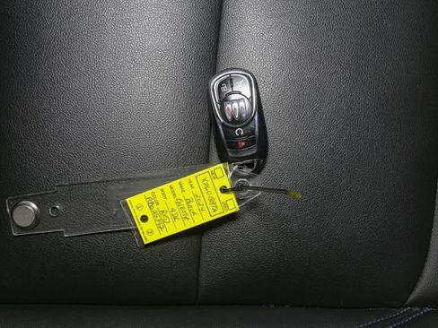 Used 2024 Buick Envista Sport Touring w/ Convenience I Package FWD image 40