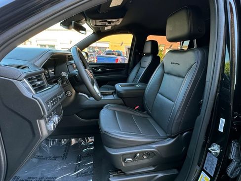 Used 2023 GMC Yukon Denali AWD/4WD image 21