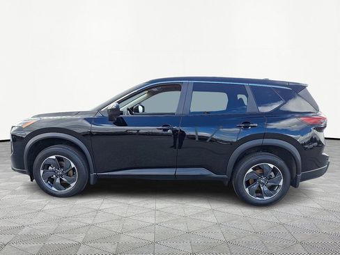 Used 2025 Nissan Rogue SV image 4