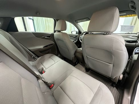 Used 2023 Chevrolet Malibu LS FWD image 19