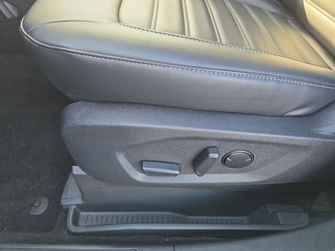 Certified 2022 Ford Edge SEL w/ Convenience Package image 12