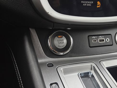Used 2023 Nissan Murano SV FWD image 21