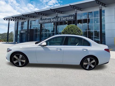 Used 2025 Mercedes-Benz C 300 Sedan image 7