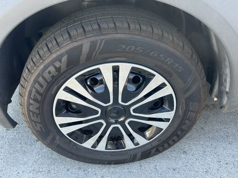 Used 2011 Ford Transit Connect XLT FWD image 11