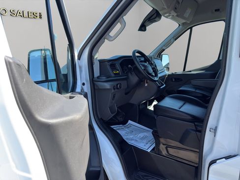 Used 2025 Ford Transit 250 148 Medium Roof image 9