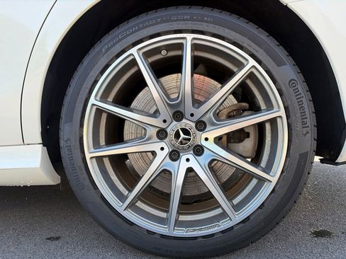 Used 2023 Mercedes-Benz E 450 4MATIC Sedan image 22
