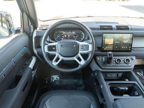 Certified 2023 Land Rover Defender 110 X-Dynamic SE AWD/4WD image 13