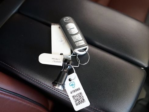 Used 2019 MAZDA CX-9 Signature AWD/4WD image 61