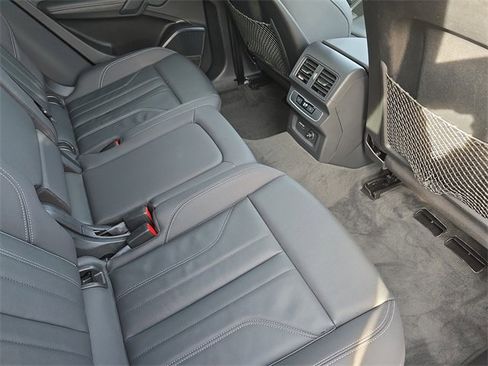 Used 2022 Audi Q5 2.0T Premium Plus image 13