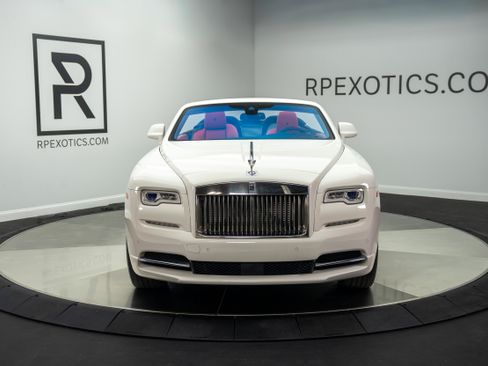 Used 2017 Rolls-Royce Dawn RWD image 5