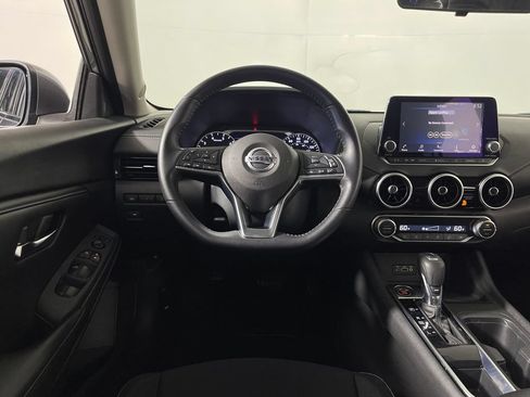 Used 2020 Nissan Sentra SV FWD image 15