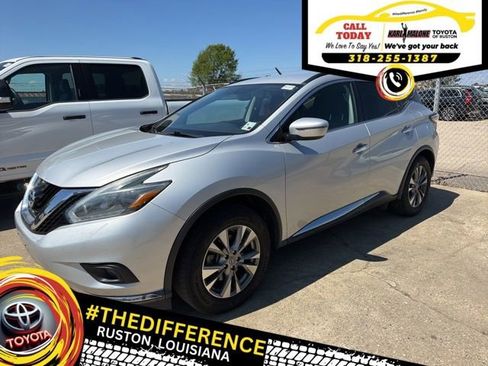 Used 2018 Nissan Murano SV image 1