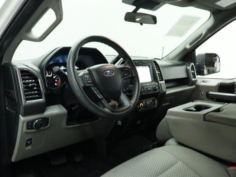 Used 2019 Ford F150 XLT RWD image 6