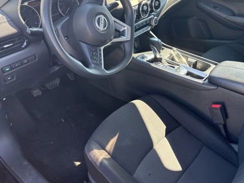 Used 2024 Nissan Sentra SV FWD image 5