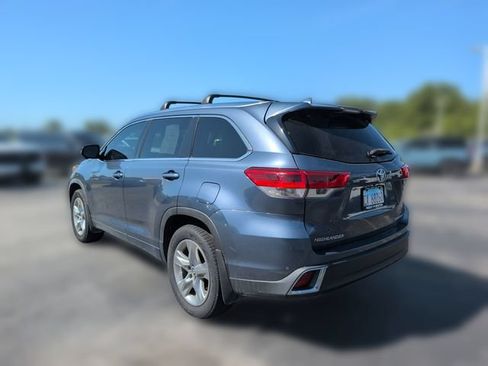 Used 2019 Toyota Highlander Limited AWD/4WD image 2
