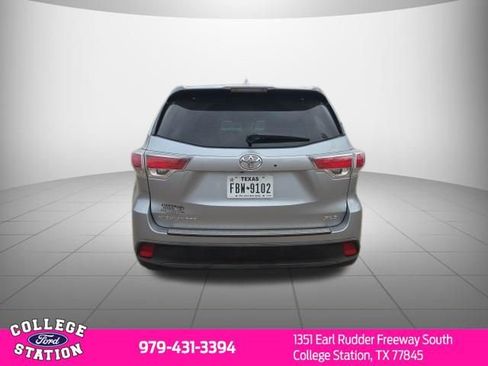 Used 2015 Toyota Highlander XLE image 5