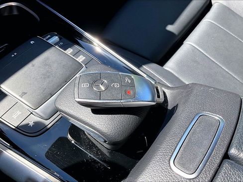 Used 2023 Mercedes-Benz GLA 250 4MATIC image 10
