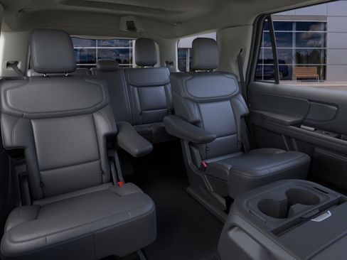 New 2026 Ford Expedition Active AWD/4WD image 11