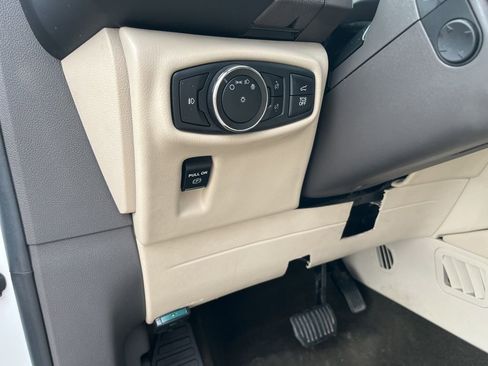 Used 2020 Lincoln Nautilus Reserve image 16