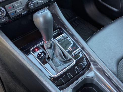 Used 2022 Jeep Compass Latitude image 25