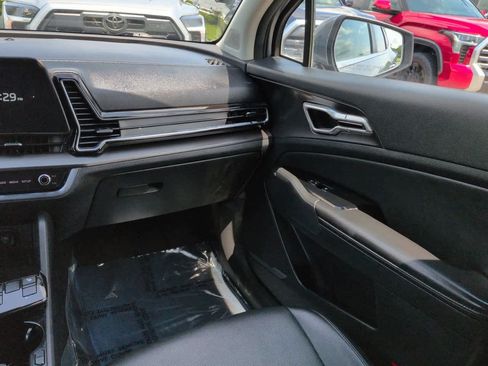 Used 2023 Kia Sportage EX FWD image 16