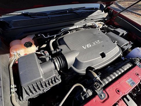 Used 2018 Chevrolet Colorado LT w/ Luxury Package, Chrome image 28