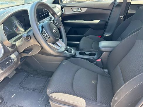 Used 2021 Kia Forte LXS FWD image 11