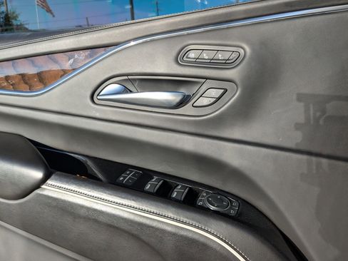 Used 2021 Cadillac Escalade Premium Luxury Platinum w/ LPO, Floor Liner Package image 12