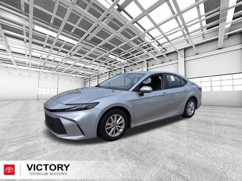 Certified 2025 Toyota Camry LE image 7