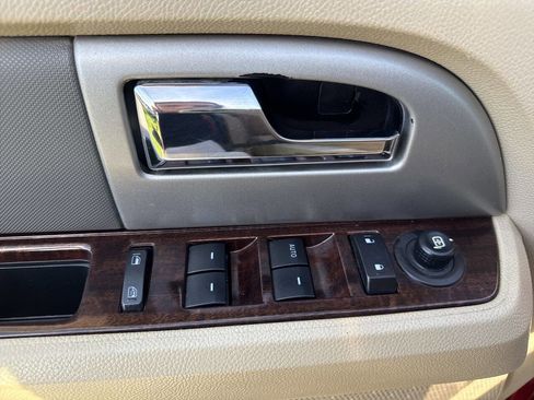 Used 2014 Ford Expedition EL XLT w/ Equipment Group 202A image 11