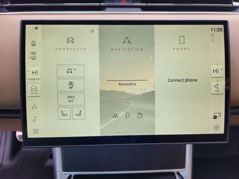New 2026 Land Rover Range Rover SE AWD/4WD image 17