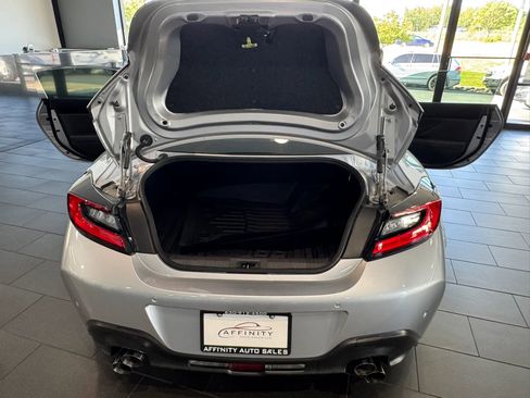 Used 2025 Toyota GR86 Premium w/ ALL Weather Mat Package (TMS) RWD image 35