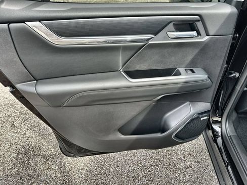 New 2026 GMC Acadia Elevation w/ Black Edition FWD image 15